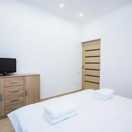 Avangard Kulisha 6b 아파트 리비프