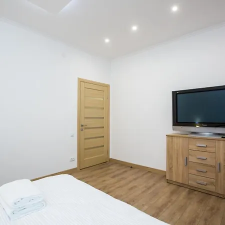 Avangard Kulisha 6b Apartment *