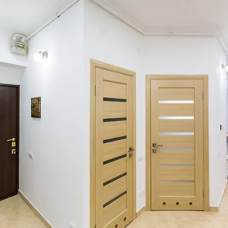 Apartment Avangard Kulisha 6b *