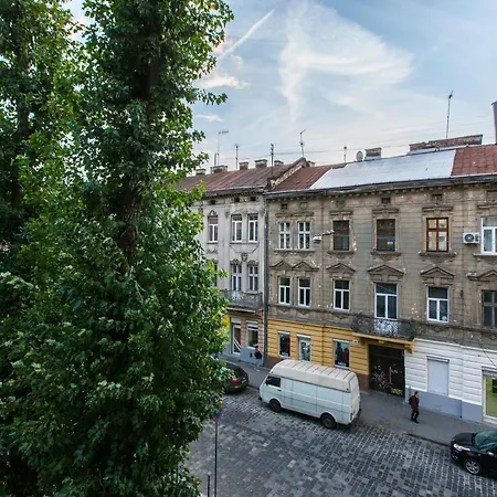 Avangard Kulisha 6b Apartment *