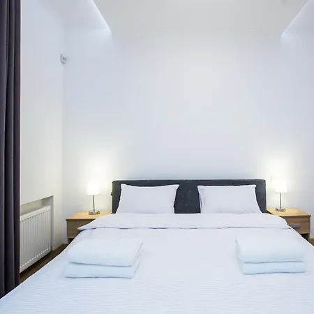 Apartment Avangard Kulisha 6b *