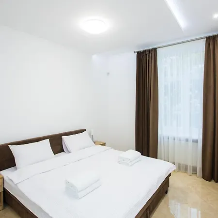 Apartment Avangard Kulisha 6b