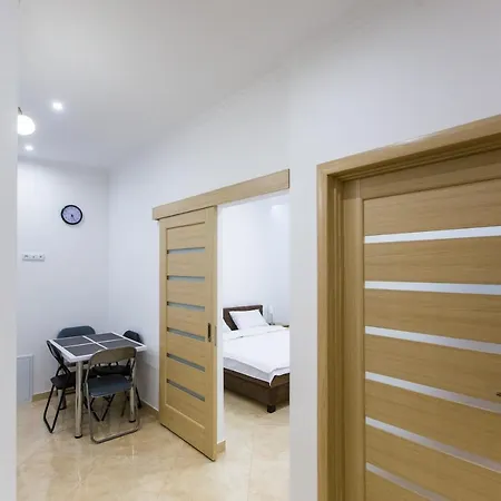 Apartment Avangard Kulisha 6b *